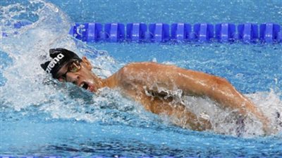 أحمد أكرم بطل السباحة: عودة النشاط الرياضي بإجراءات احترازية القرار الأنسب