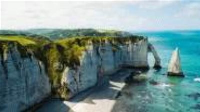 العثور على شاب وفتاة على قيد الحياة بعد أسبوعين دون غذاء (صور)