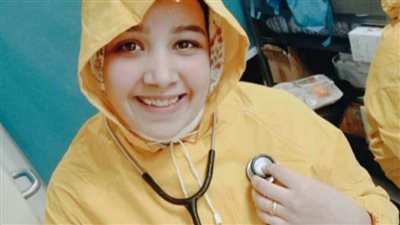 خاص.. ناريمان وخطيبها يقضيان أربعة أشهر متواصلة في خدمة مصابي كورونا بلا إجازة