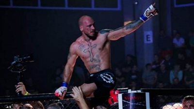 المقاتل النمساوي ويلهلم يعلن زواجه على الطريقة الإسلامية  (فيديو)