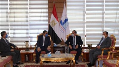 نورالدين يشارك في اجتماع مجلس جامعة كفرالشيخ 