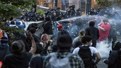  نشر الحرس الوطني الأمريكي في واشنطن و11 ولاية وحظر التجوال في 25 مدينة