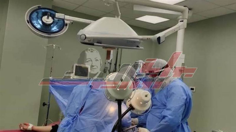 إجراء عملية ولادة