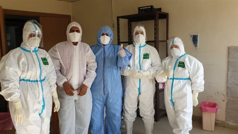 الفريق الطبي بمستشفى