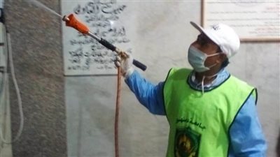 جامعة دمنهور تواصل أعمال تطهير وتعقييم أحياء وشوارع دمنهور