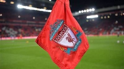 العالم ينتفض.. لاعبو ليفربول يتضامنون مع أسرة الأمريكي المقتول فلويد  (صور)