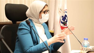وزيرة الصحة توجه بتكثيف المرور على الصيدليات
