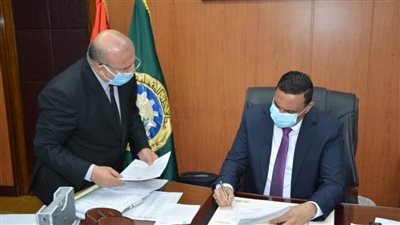 9 فتيات وفتى واحد أوائل الشهادة الإعدادية بالدقهلية.. (صورة)