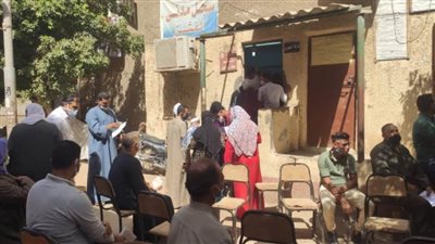 منفذ لبيع الكمامات بمستقبل وطن الفشن