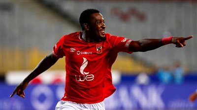 جونيور أجايي: هدفي حصد بطولات مع الأهلي.. وأنضم للزمالك في هذه الحالة