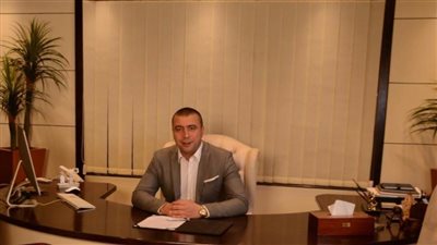 عضو بالبورصة يطالب 