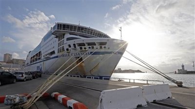 سفينة تعيد من تونس أكثر من ألف مقيم بفرنسا