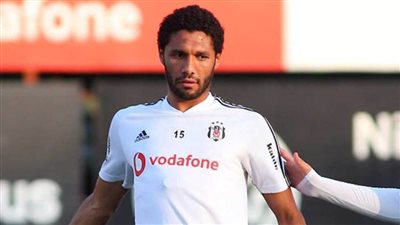 محمد النني على رادار أولمبياكوس اليوناني