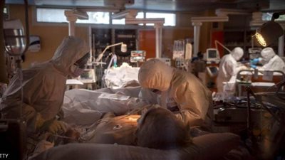 بالأرقام.. حالات كورونا تزيد أسرع من أي وقت مضى