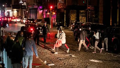 عمدة واشنطن تمدد حظر التجوال في المدينة ليوم إضافي