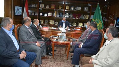 تفاصيل استقبال محافظ القليوبية لرؤساء المراكز والمدن الجدد