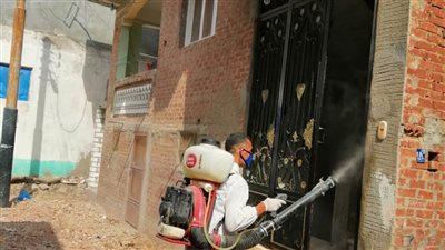 استمرار أعمال تطهير الشوارع والمنشآت بمدن البحيرة