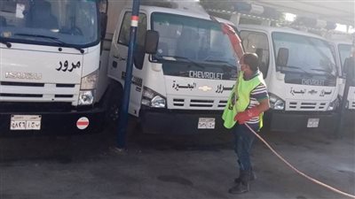 استمرار حملات جامعة دمنهور لتطهير وتعقيم الشوارع