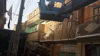 محافظ سوهاج: استغلال ساعات الحظر في أعمال التجميل ورفع كفاءة الكهرباء 