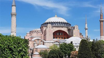 أردوغان يتراجع عن تحويل كنيسة آيا صوفيا إلى مسجد