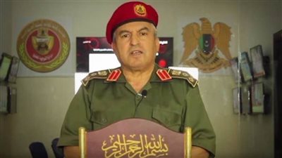  قائد عسكري ليبي: قوات الجيش نفذّت 5 ضربات جوية شرق مصراتة