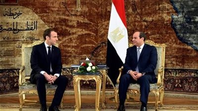 عاجل..الرئيس السيسي يبحث مع نظيره الفرنسي الأزمة الليبية..وماكرون يؤكد دعمه لإعلان القاهرة