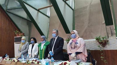 نجوى طنطاوي تحصل على الماجستير من جامعة عين شمس 