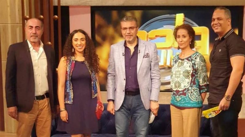 أبطال مسلسل بـ100