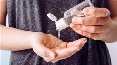 الطريقة الصحيحة لتنظيف يديك بالمطهر