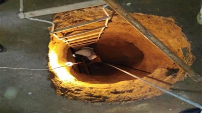 القبض على عنصرين من الجماعة الإرهابية ينقبان عن الآثار