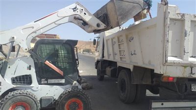 محافظ مطروح يتابع جهود النظافة والتطهير بمدن المحافظة