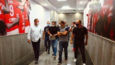 الخطيب يطمئن على خطة العودة للتدريبات