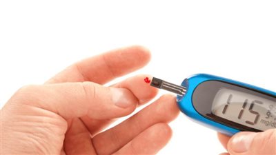 ضعف التركيز والصداع 7 أسباب وراء انخفاض سكر الدم