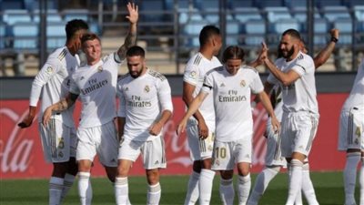 ريال مدريد يهز شباك فالنسيا بثلاثية