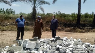 إزالة حالتي تعدٍ على الأراضي الزراعية بالبحيرة