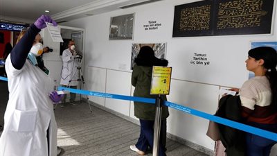 تونس.. عزل 80 مواطنا إثر حضورهم زفافا شاركت فيه مصابة بكورونا