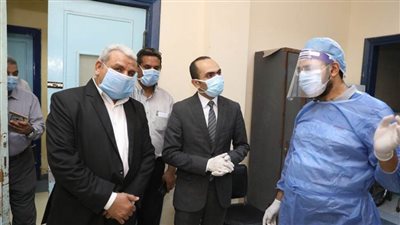 نائب محافظ سوهاج يتفقد مستشفى البلينا المركزي.. (صور)