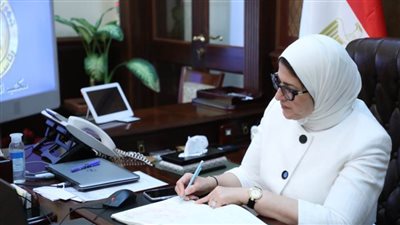 وزيرة الصحة تطمئن على خطة الوزارة للتأمين الطبي لامتحانات الثانوية العامة
