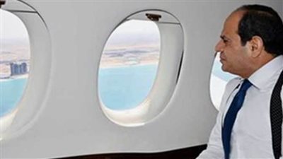 الرئيس السيسي يتفقد جواً الموقف التنفيذي والإنشائي لمدينة العلمين الجديدة