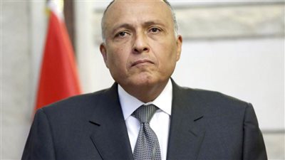 شكري يبحث هاتفيًا مع نظيره الفرنسى العلاقات الثنائية والقضايا الإقليمية