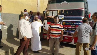 نقيب معلمي سمالوط: أتوبيسات لنقل ملاحظي الثانوية العامة للجان منذ السادسة صباحًا