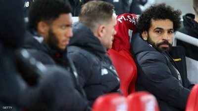 «صلاح» على مقاعد البدلاء.. إليك تشكيل 