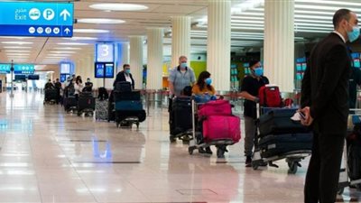 دبي تسمح بالسفر إلى الخارج وقدوم السياح