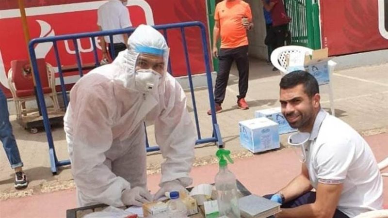 أحمد فتحي يجري مسحة