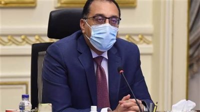 عاجل.. مدبولي: غلق المحال التجارية 9 مساء والمقاهي والمطاعم الساعة العاشرة