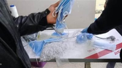 القبض على سائق  بحوزته كميات كبيرة من الكمامات والمطهرات مجهولة المصدر