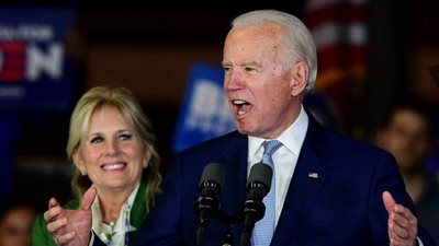 بايدن يتقدم على ترامب في آخر استطلاعات رأي حول الانتخابات الرئاسية الأمريكية