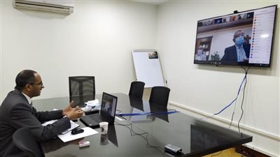 نائب وزير الإسكان يشارك في ورشة 