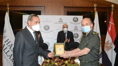 القوات المسلحة توقع عقداً جديداً لإنشاء مصنعين لفصل وتركيز المعادن الإقتصادية من الرمال السوداء 