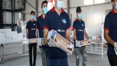 الداخلية تهدي سلعا غذائية للأسر الأكثر احتياجا بمناسبة الاحتفال بثورة 30 يونيو